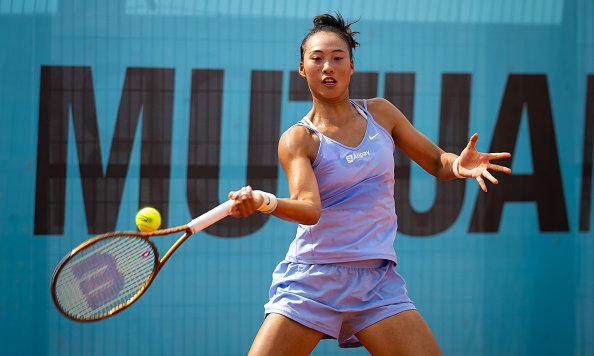 星空体育app-郑钦文今年仅收获两次连胜 已经进入突破瓶颈期？