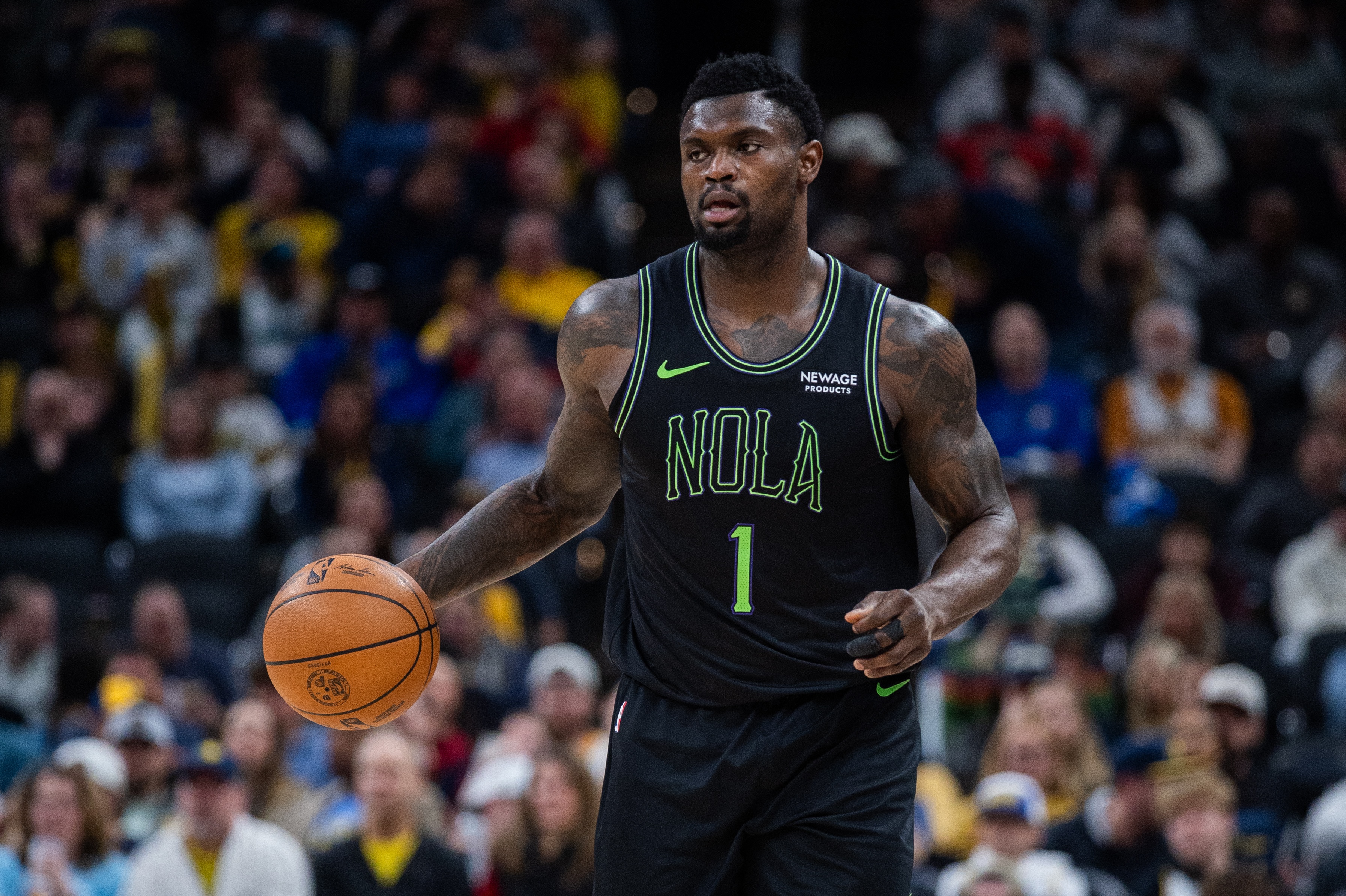 星空体育app官方下载-中途退赛！锡安第三节中段返回更衣室 鹈鹕宣布其本场不会回归